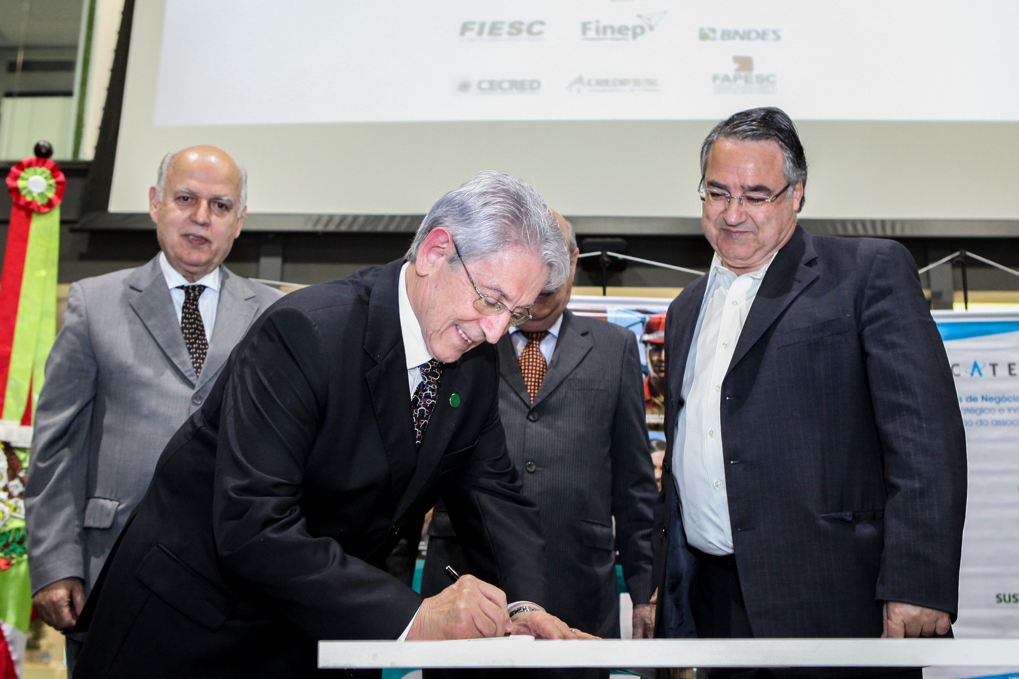 Imagem 1619 no node 3536