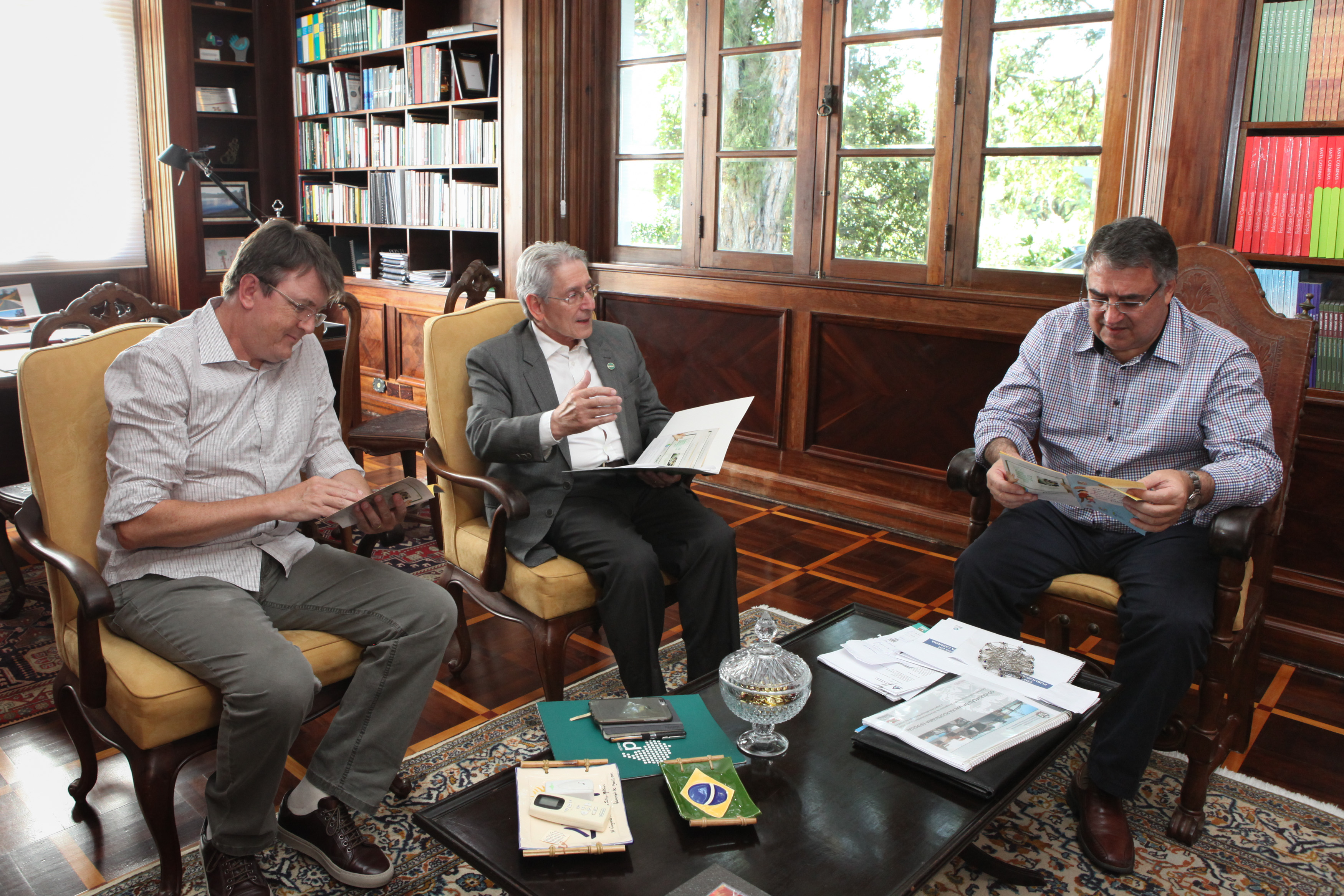 Imagem 2199 no node 4176