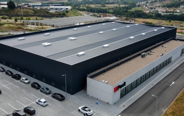 Com investimento de 20 milhões de euros, C-Pack inaugura fábrica em Portugal