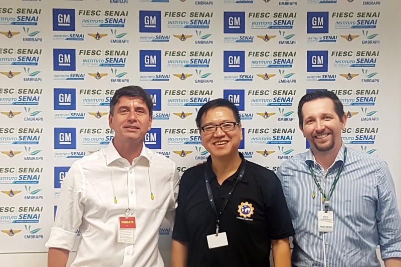 Jefferson de Oliveira Gomes, Carlos Sakuramoto e André Zanatta durante evento em São Caetano do Sul-SP