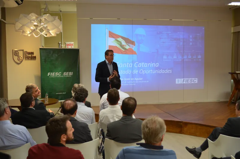 Aguiar destacou indicadores que demonstram a diversidade da indústria em SC. Foto: Leandro Destro 