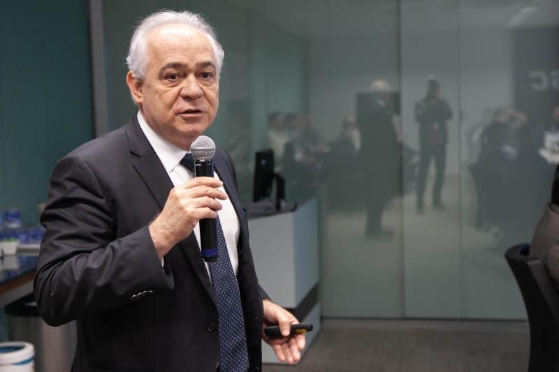 Diretor-presidente da Emgepron, vice-almirante Edésio Teixeira Lima Junior (foto: Filipe Scotti)