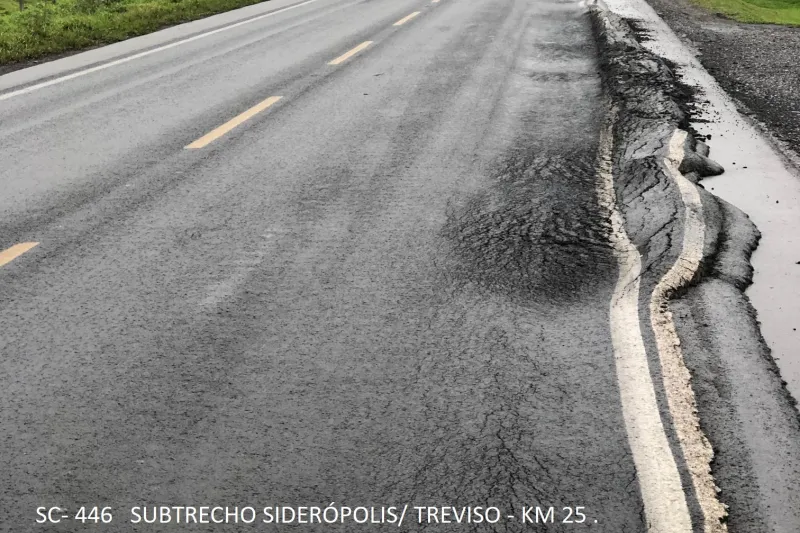 SC-446, subtrecho de Siderópolis a Treviso, no km 25 (foto: Ricardo Saporiti)