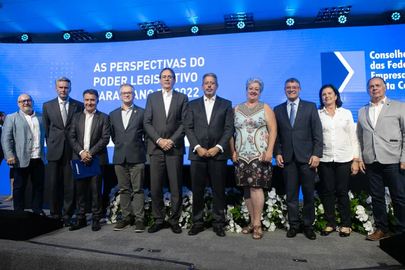 Integrantes do COFEM no evento com o deputado Arthur Lira. Foto: Filipe Scotti