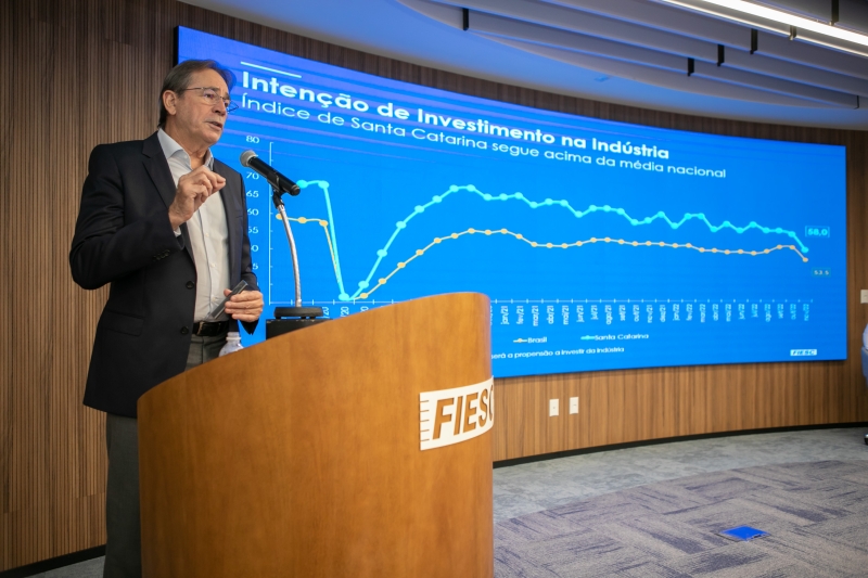 Desempenho fiscal e cenário internacional condicionarão economia em 2023