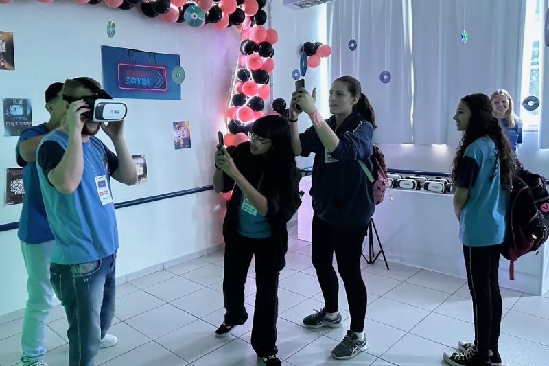 Experiência com realidade aumentada, em São Bento do Sul (foto: Ivan Liebl)