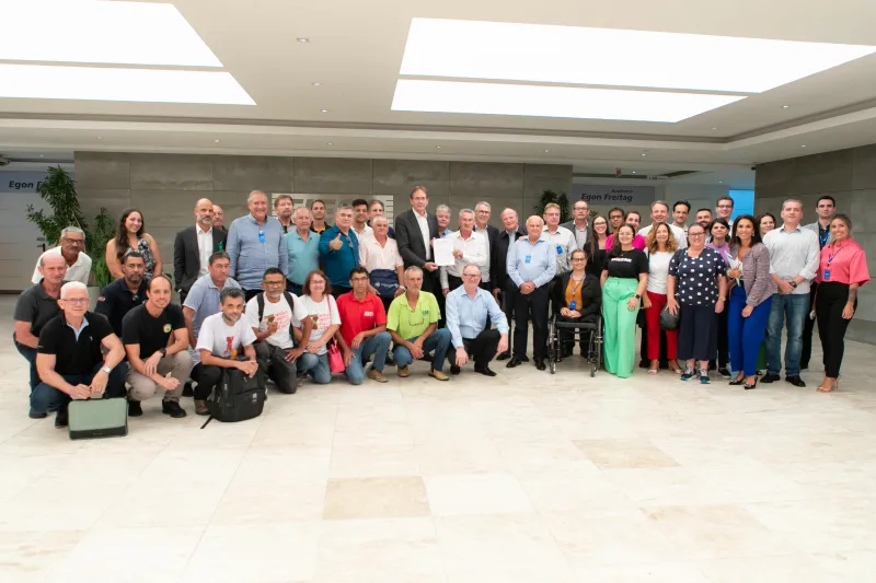 Negociadores celebram novo piso regional. (Foto: Filipe Scotti)