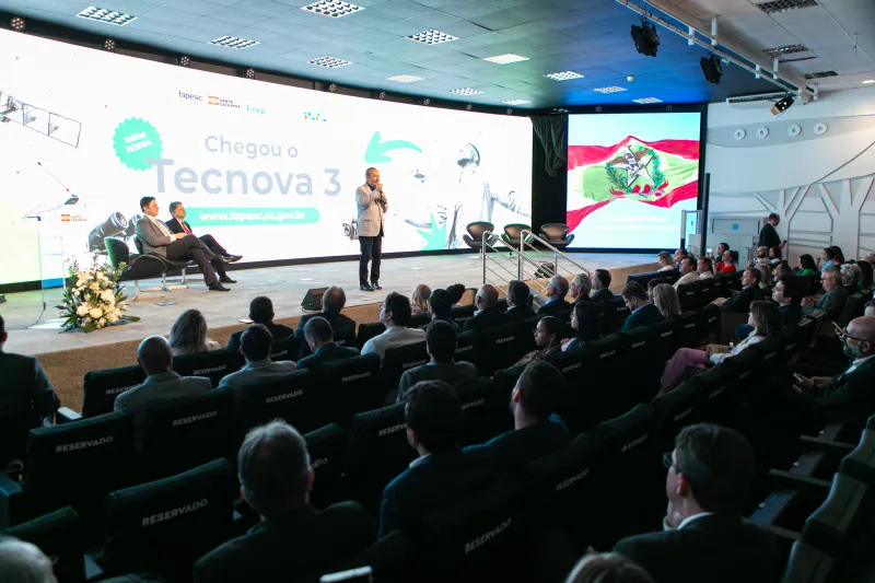 Governador Jorginho Mello (foto: Filipe Scotti)