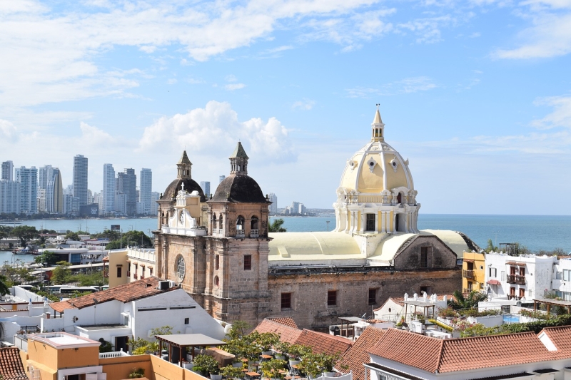 Colômbia quer atrair investimentos e negócios de indústrias de SC