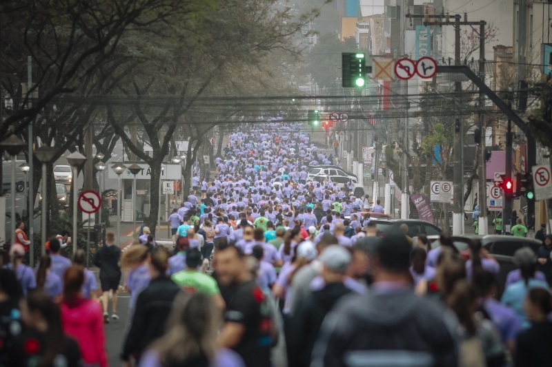 Corridas do Bem reúne mais de mil pessoas em Chapecó, quarta cidade a receber etapa