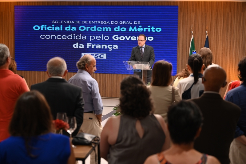 Vice-presidente regional da FIESC, André Odebrecht, durante a cerimônia de homenagem (foto: Fabrício de Almeida)