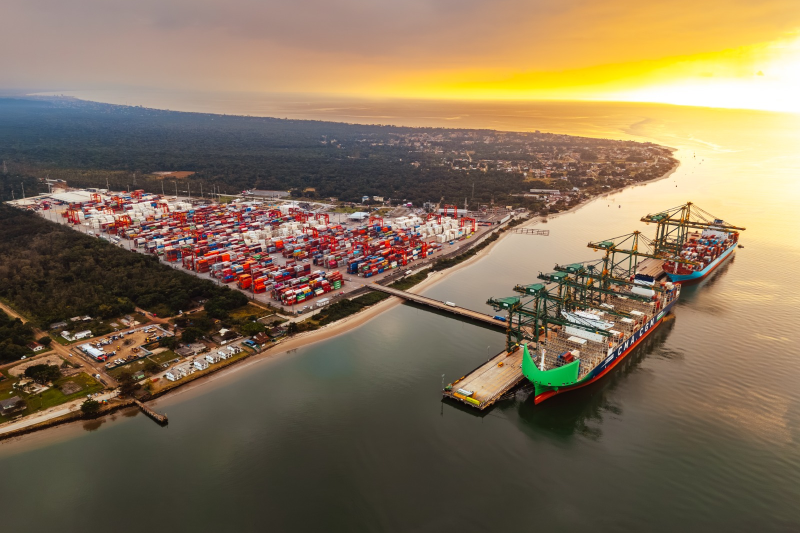 Porto Itapoá é o maior terminal de contêineres do Sul do Brasil, mostra Antaq