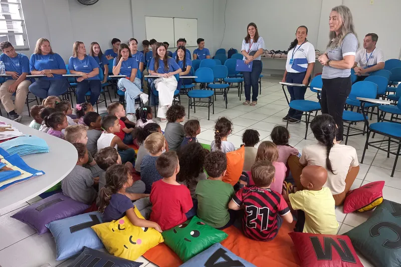 ​Estudantes do SENAI entregam doações para famílias em Ituporanga