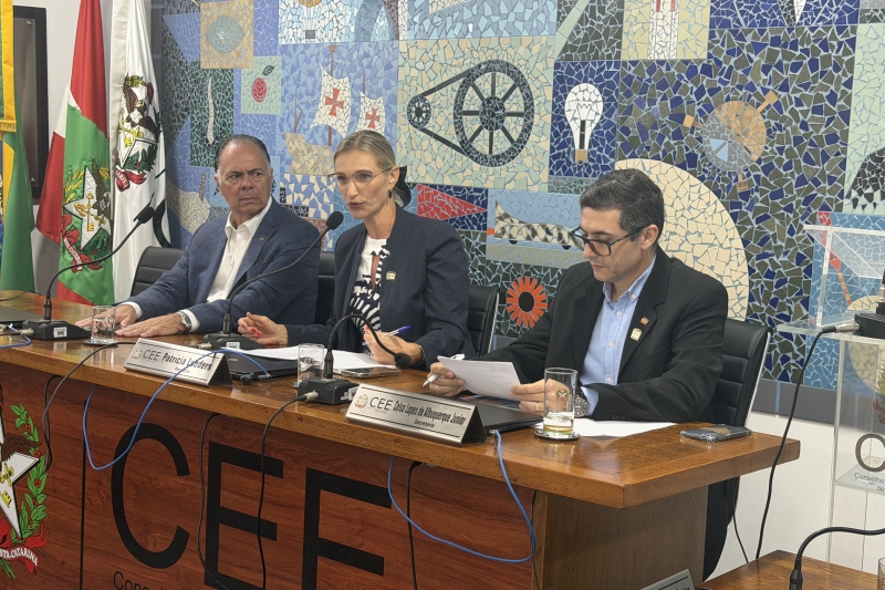 Encontro foi realizado nesta terça, dia 31, na sede do Conselho, em Florianópolis