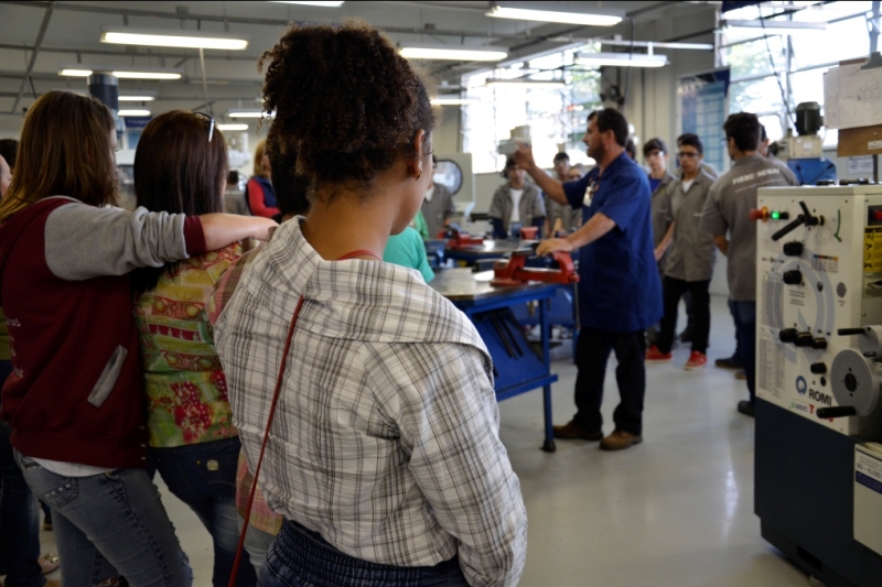 Em Lages, jovens abrigados participaram de aula inaugural do Programa Novos Caminhos (Foto: Catarinas Comunicação)