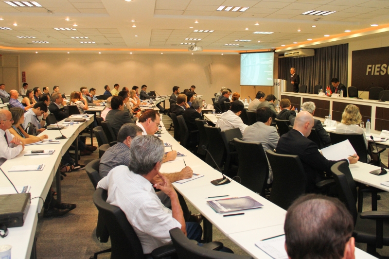 Em debate com Gustavo Leite, ministro da Indústria e Comércio do país vizinho, o presidente da FIESC, Glauco José Côrte, destacou a atratividade de Santa Catarina. (Foto: Filipe Scotti)