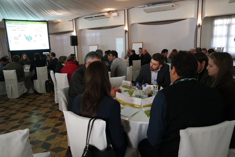 Durante os debates foram destacados pontos positivos e negativos da realidade atual do setor no Estado. (Foto: Fábio Almeida)